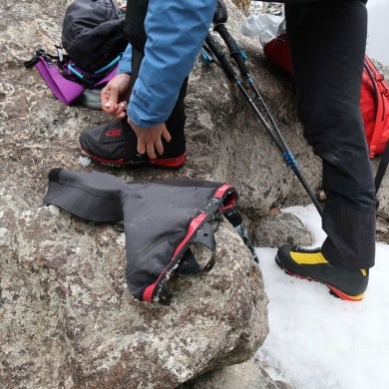 Outdoor UK X-Gaiters Black/Chili